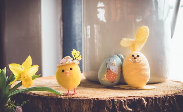 25 Easter Activities to do at Home